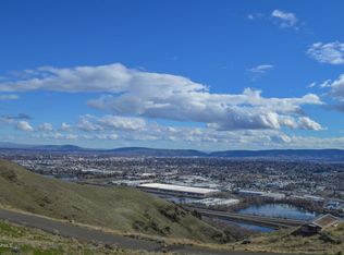 Nna Lookout Point Dr, Selah, WA 98942