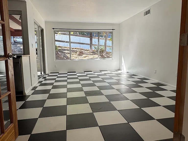 15000 Daffodil Ave — Photo 17