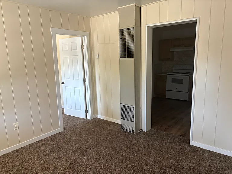 109 S F St #3 — Photo 7