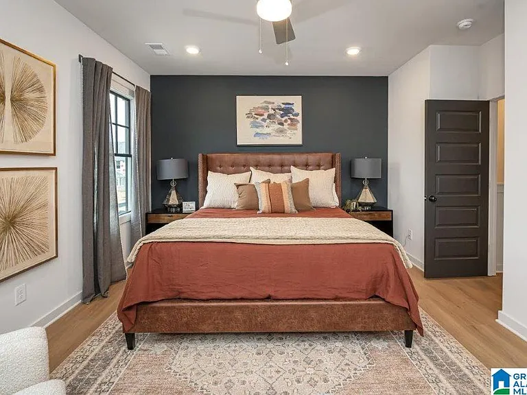 4523 Silas Ave — Photo 7