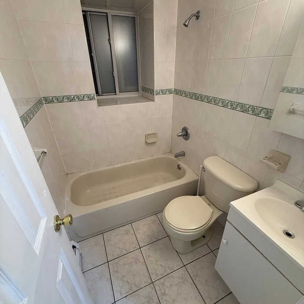 1 bed, $2,350 — Photo 3