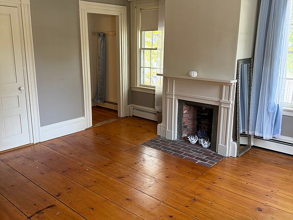 5th image of 205 Main St #3