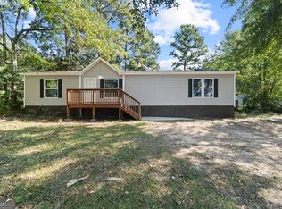 280 Lakeview Dr, Locust Grove, GA 30248