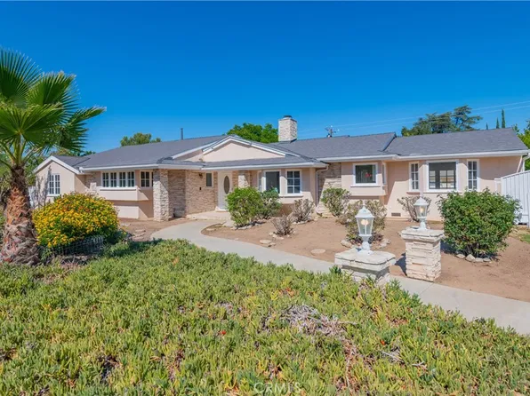2815 E Mesa Dr, West Covina, CA 91791
