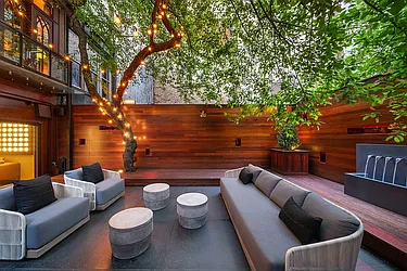 Sold by Societe Real Estate