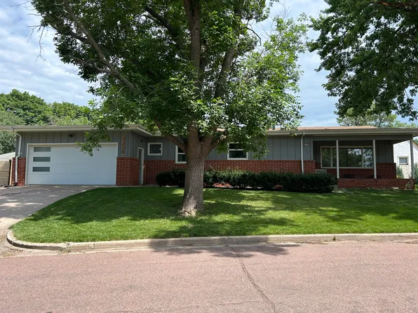 (undisclosed Address), Sioux Falls, SD 57105