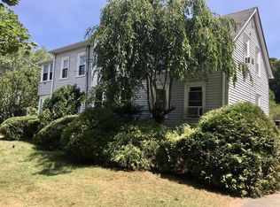28 Adamsdale Rd, North Attleboro, MA 02760