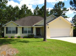 66 Norwich Ln, Waverly, GA 31565