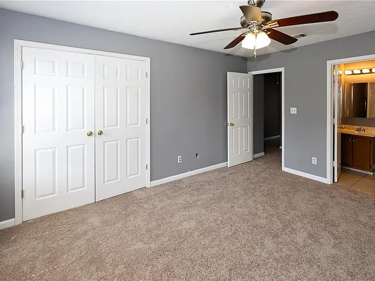 5461 Park Pl S — Photo 37