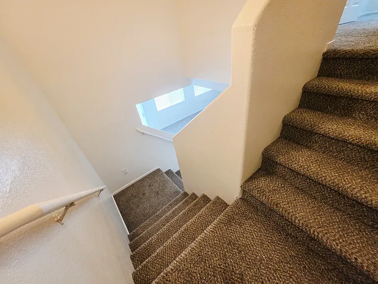 1571 Rusty Ridge Ln — Photo 26