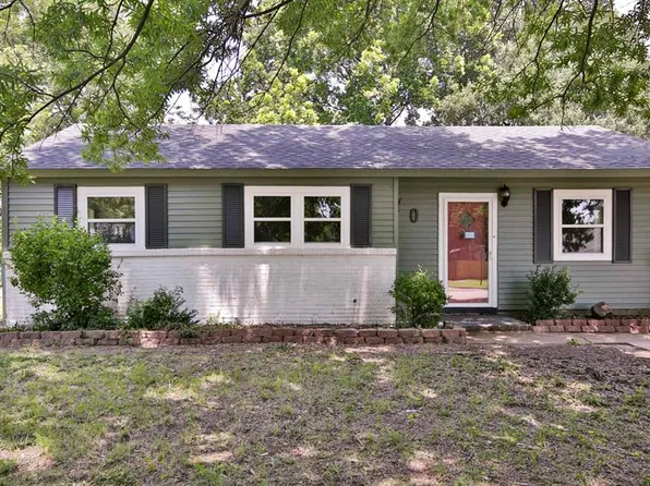 707 Balfour Rd, West Memphis, AR 72301