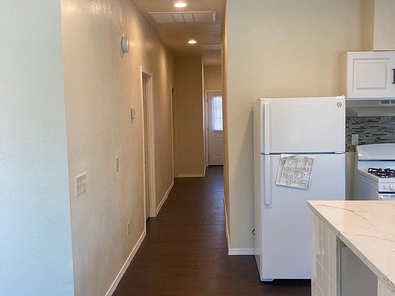 5th image of 8817 Bennett Ave Unit 2