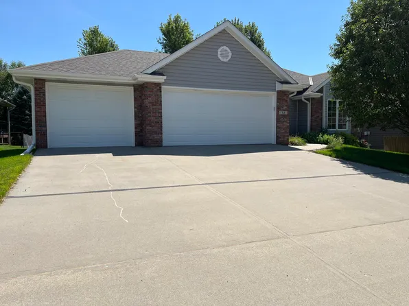 1321 Oran Dr, Council Bluffs, IA 51503