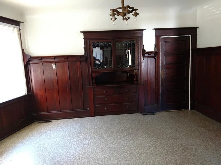 210 Cherry St — Photo 3