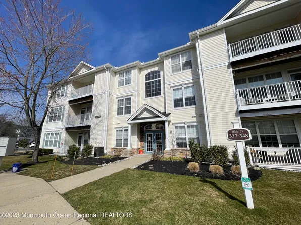 340 Saint Andrews Place, Manalapan, NJ 07726