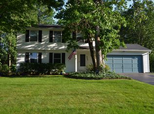 809 Somerdale Dr, Webster, NY 14580