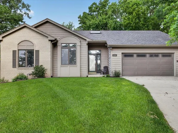 3708 Regal Ridge Cir, Rockford, IL 61114