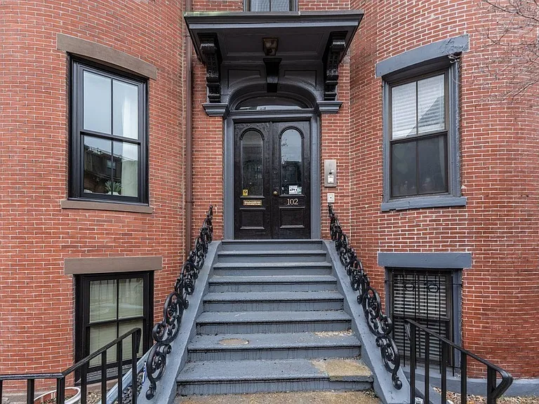 102 E Brookline St #4 — Photo 16