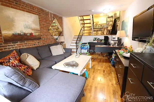 Rented by City Connections Realty | media 13