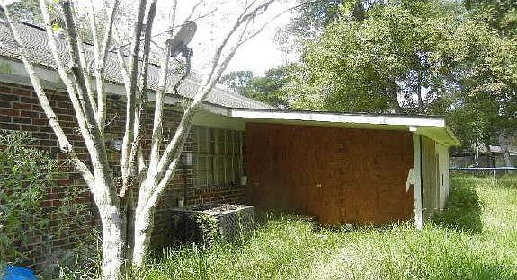 2nd image of 8907 Cedar Springs Ave