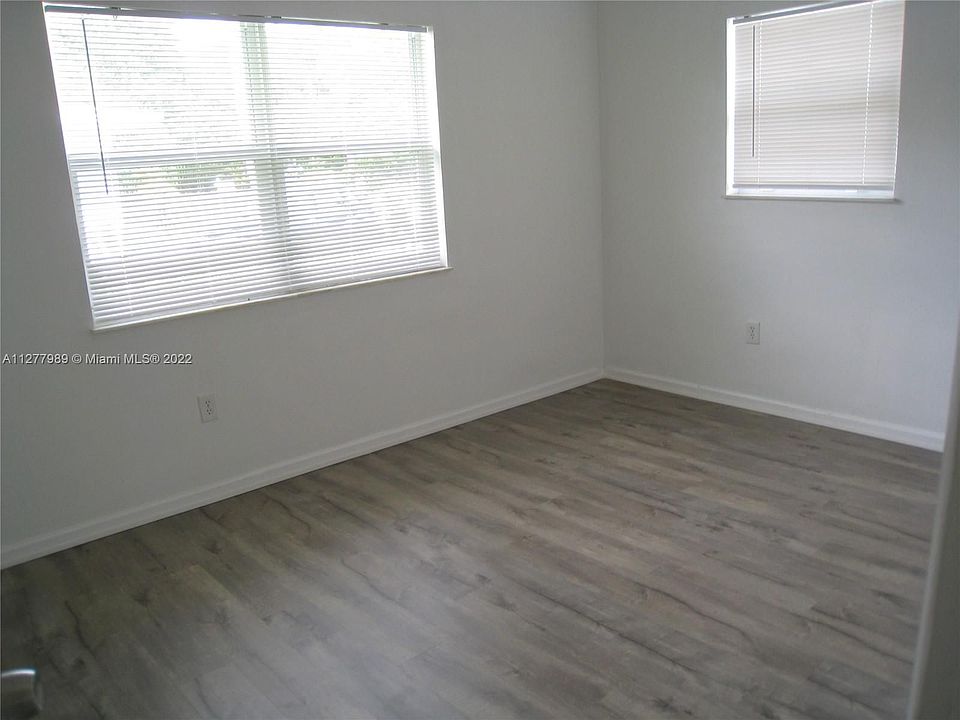 2nd image of 2520 NE 181st St #2520