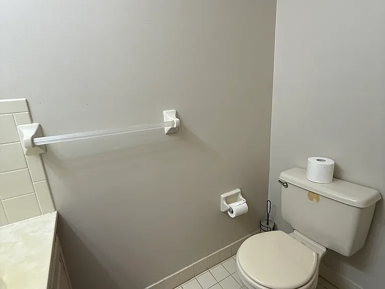 63 Inverness Dr — Photo 14