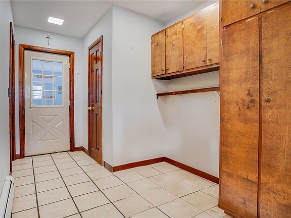 5th image of 432 Stone House Rd