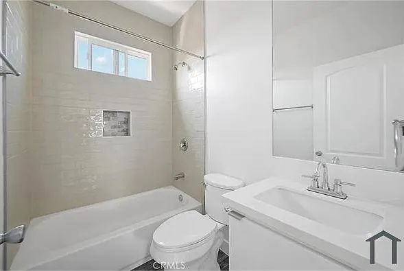 534 W Vernon Ave #1-2 — Photo 15