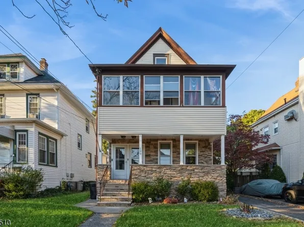 190 Demott Ave, Clifton City, NJ 07011