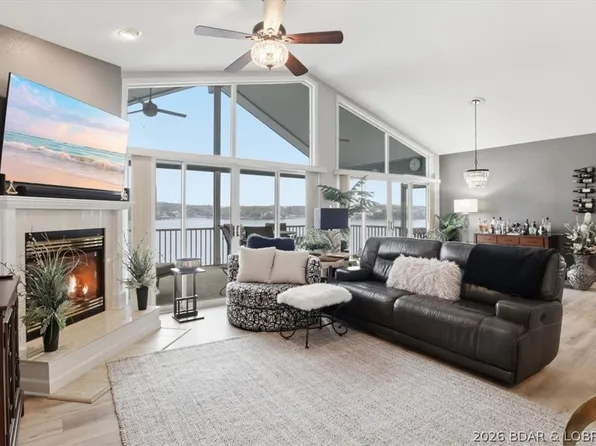 147 Evergreen Rd #4B, Sunrise Beach, MO 65079