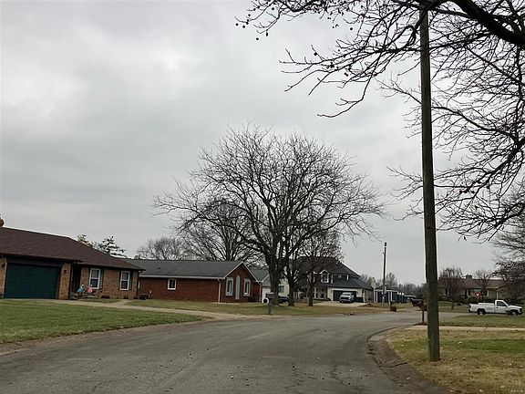 5th image of 1050 Laguna Ln
