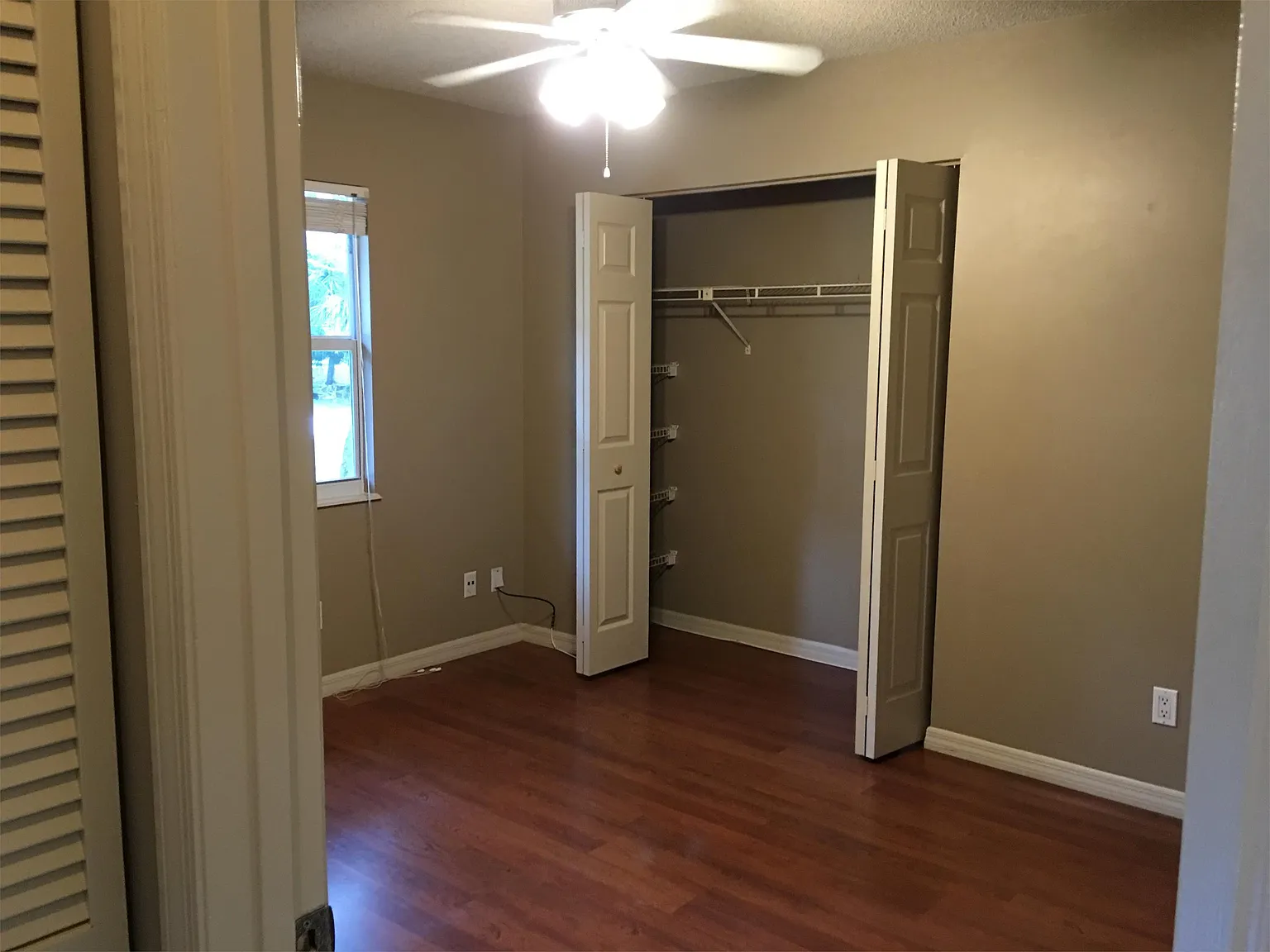 2903 6th Street SW - 2903 — Photo 3