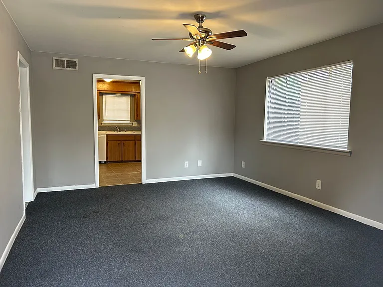 4805 Hickory Ave — Photo 4