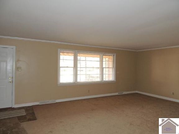 4th image of 1303 S 10th St