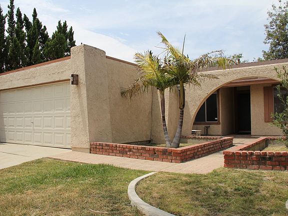 3rd image of 221 Red Cloud Dr