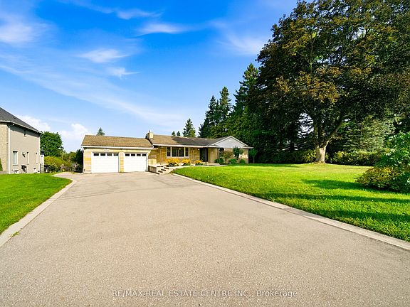 3rd image of 435 Parkside Dr