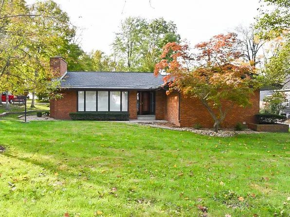 811 E Washington St, Pittsfield, IL 62363