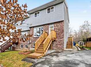 136 Cranberry Cres, Dartmouth, NS B2W 5A8