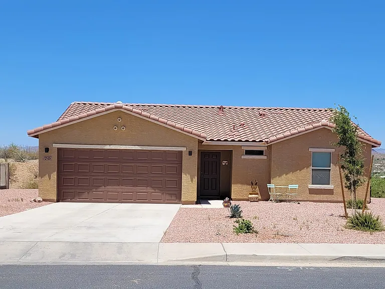 70 S Monte Cristo Dr — Photo 1