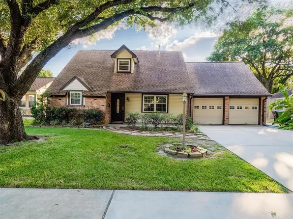 4127 Hill Oak Dr, Houston, TX 77092