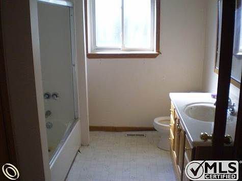 Fairgrounds Bath.jpg