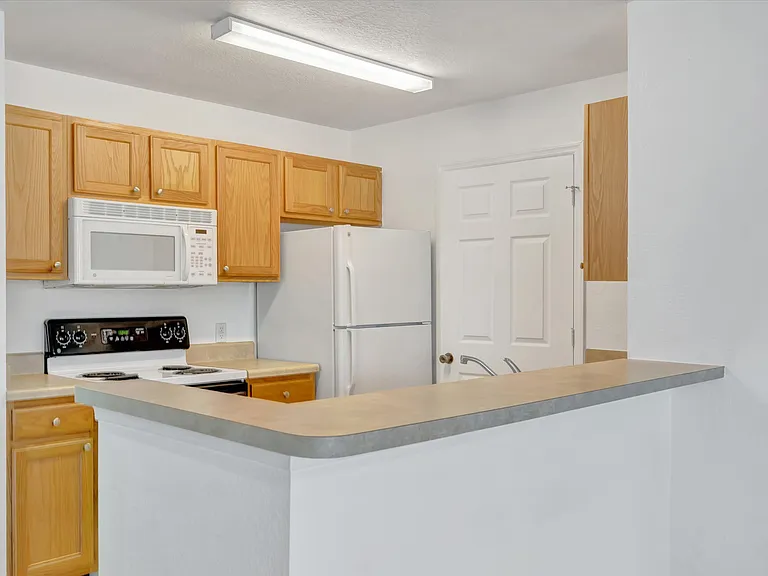 4850 51st St W #3205 — Photo 23