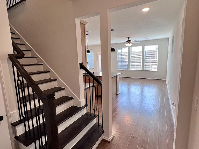 10408 Marston Vineyard Dr — Photo 5