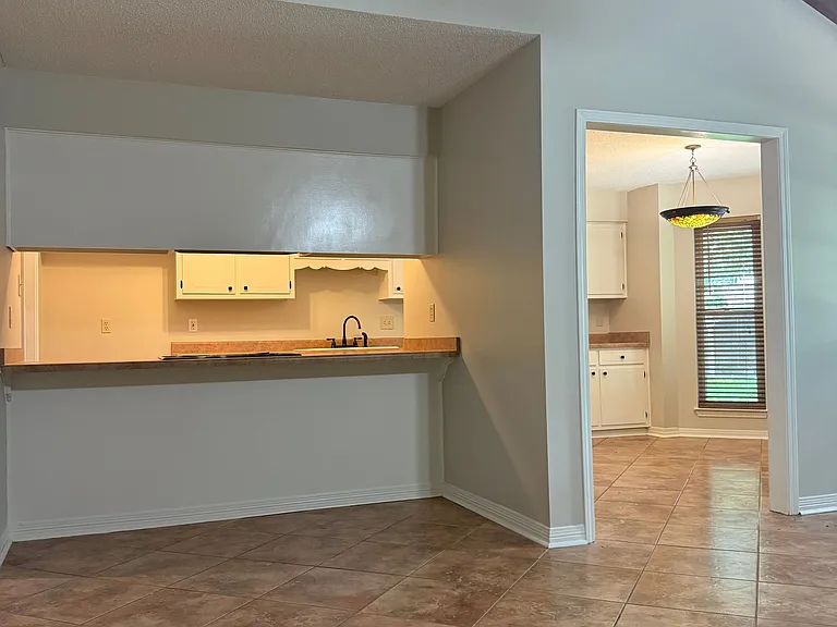 15303 Northwood Hills Dr — Photo 9
