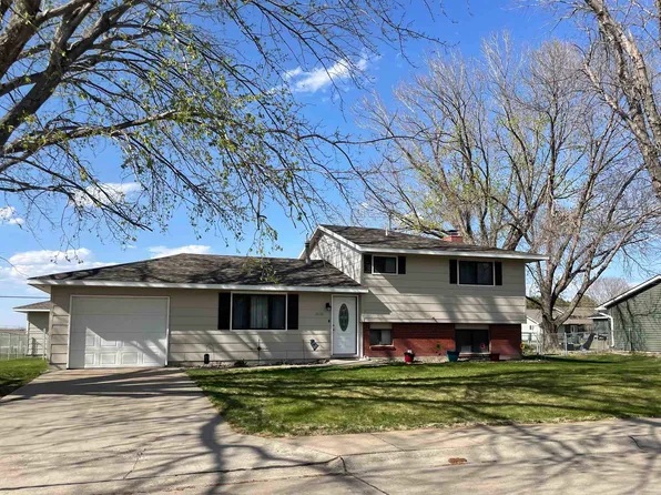 2636 Northaven Dr, Gothenburg, NE 69138