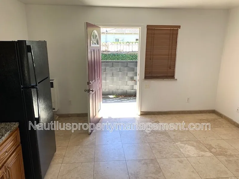 1 bed, 1.0 bath, 400 sqft, $2,150 — Photo 2