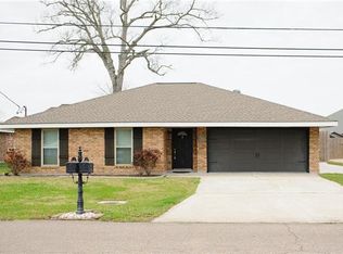 322 Valencia Dr, Luling, LA 70070