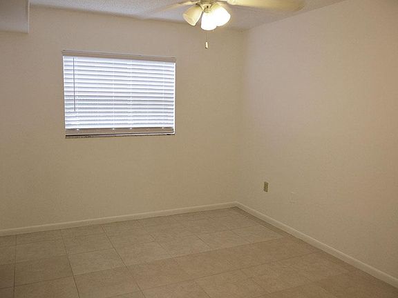 4th image of 303 S Tampania Ave APT 15
