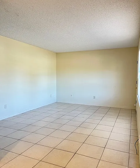 821 Margaret St #A — Photo 5
