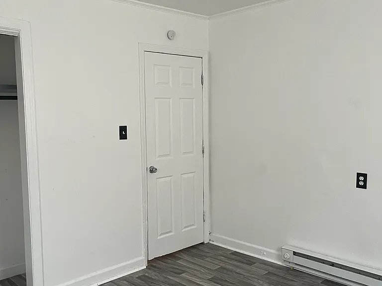 1460 Westside Dr — Photo 9